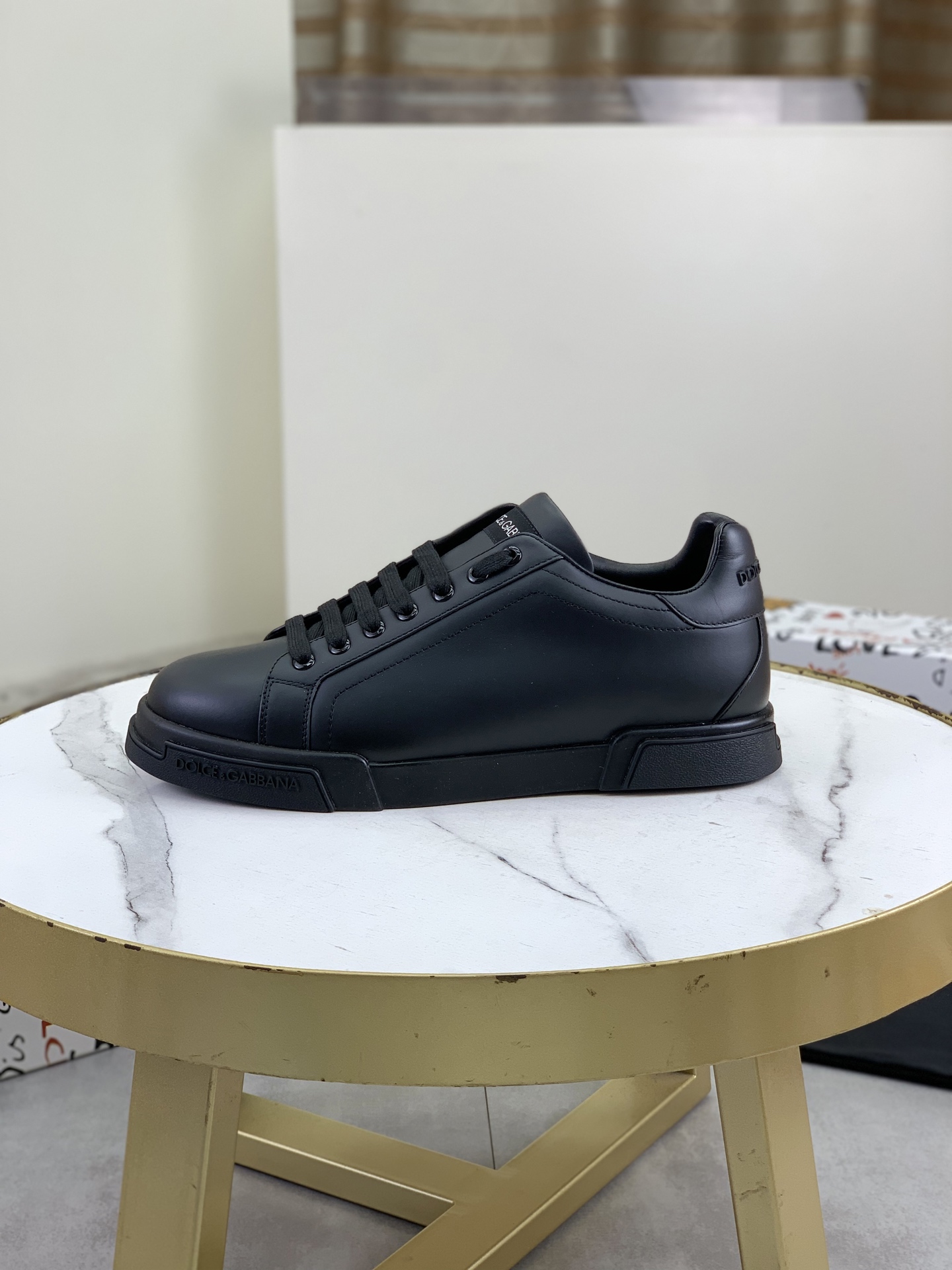 olce & Gabbana shoe